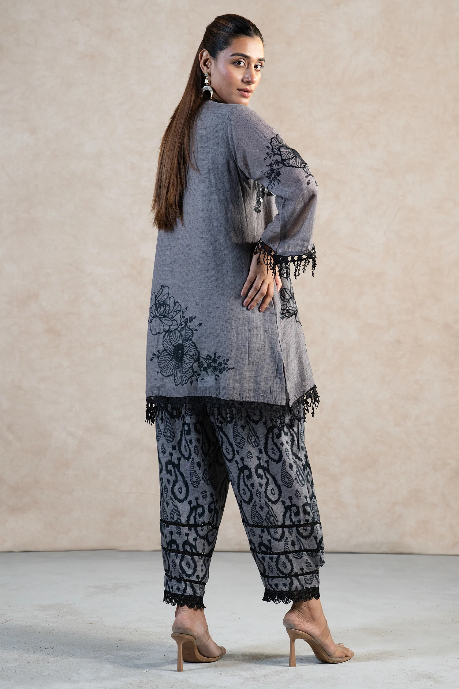 Grey Linen Floral Printed Co-Ord Set - Image 6