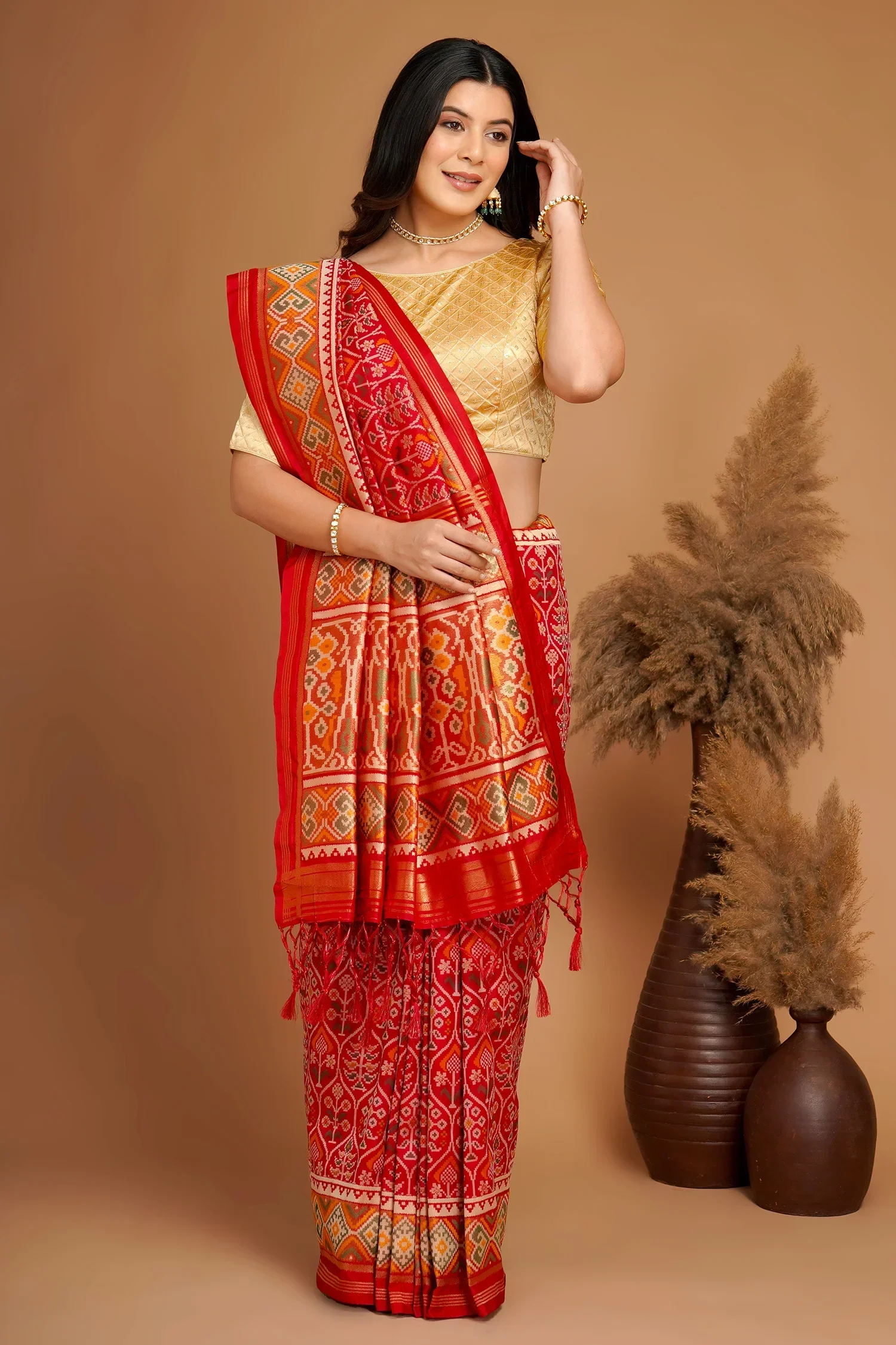 Red Traditional Patola Woven Saree in Silk - Image 4